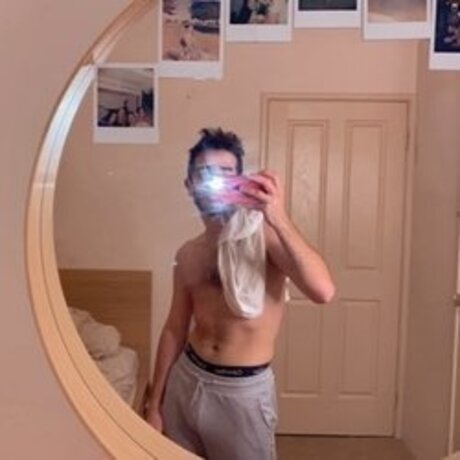 Foto desnuda filtrada de OnlyFans de Jacob Tarello
