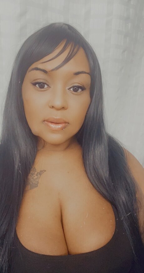 Foto desnuda filtrada de OnlyFans de Mzjae