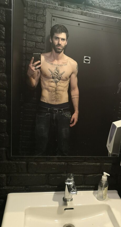 Foto desnuda filtrada de OnlyFans de Papadansmaman