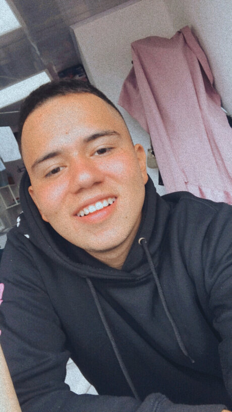 Foto desnuda filtrada de OnlyFans de Daniel