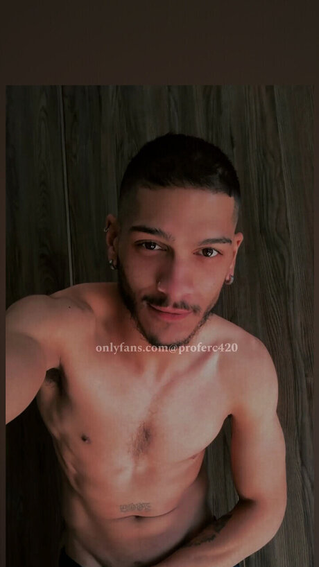 Foto desnuda filtrada de OnlyFans de Proferc