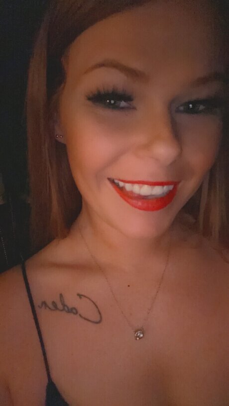 Foto desnuda filtrada de OnlyFans de Xxredheadqueenxx