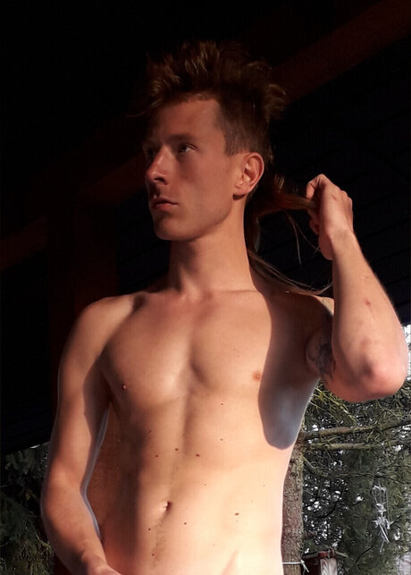 Foto desnuda filtrada de OnlyFans de Cody Lust
