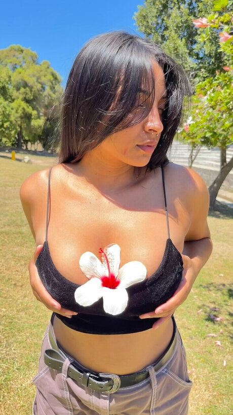 Foto desnuda filtrada de OnlyFans de Ethereal Angel
