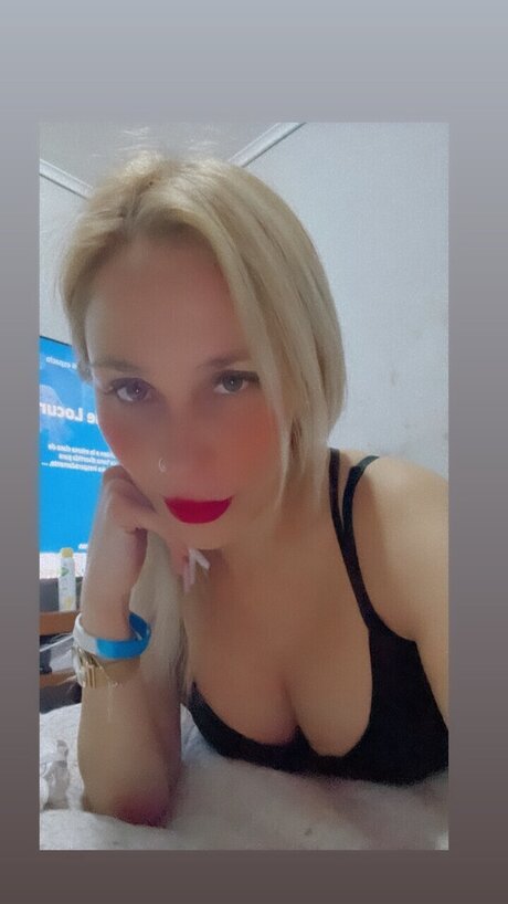 Foto desnuda filtrada de OnlyFans de Bar