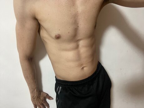 Foto desnuda filtrada de OnlyFans de Regio   Top Xl