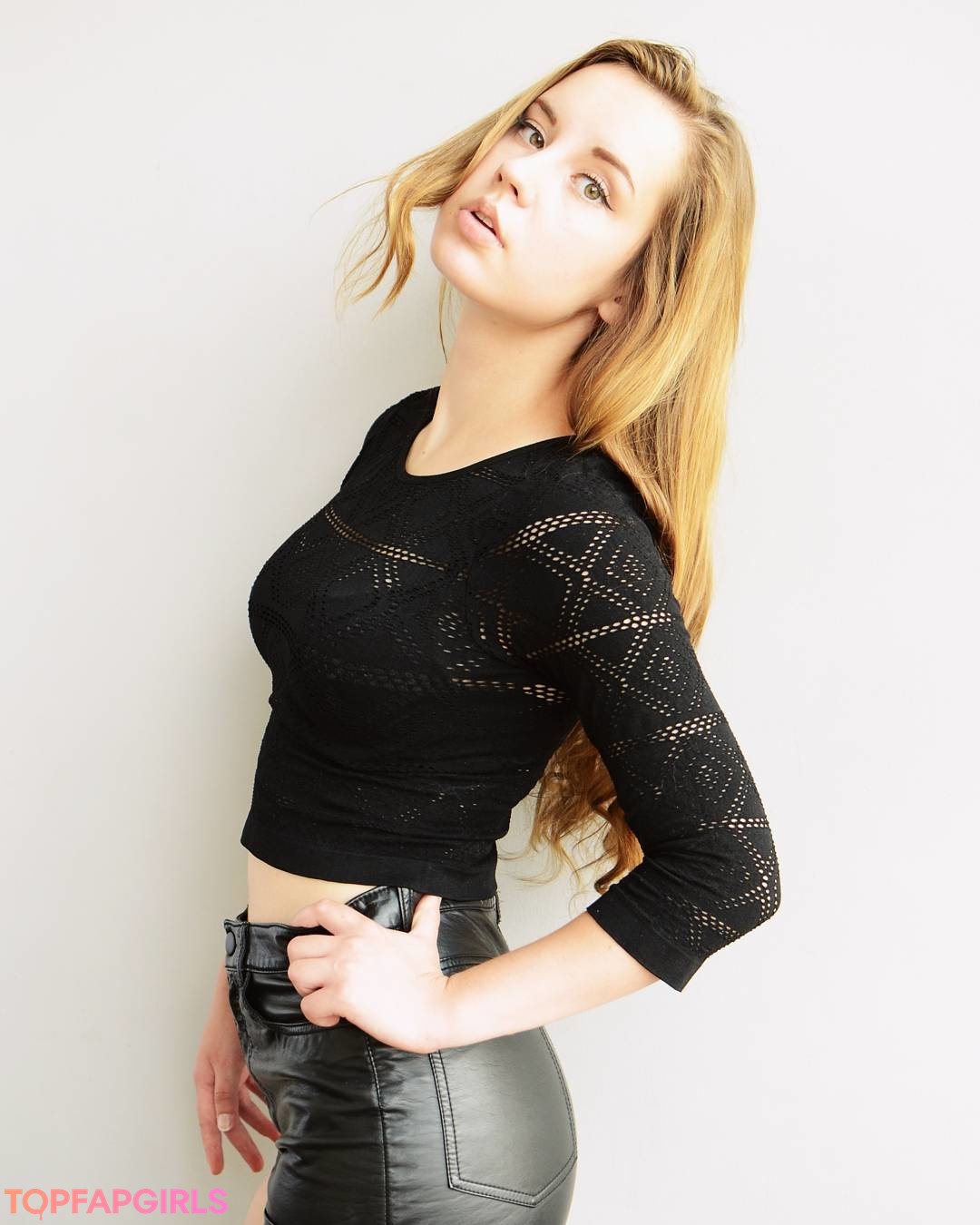 Foto desnuda filtrada de OnlyFans de Raineemery #599 Foto desnuda filtrada de OnlyFans de Raineemery #599