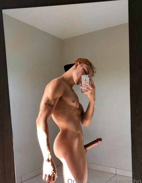 Foto desnuda filtrada de OnlyFans de Kelzinho
