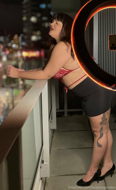 Foto desnuda filtrada de OnlyFans de Lolalovegoodxo