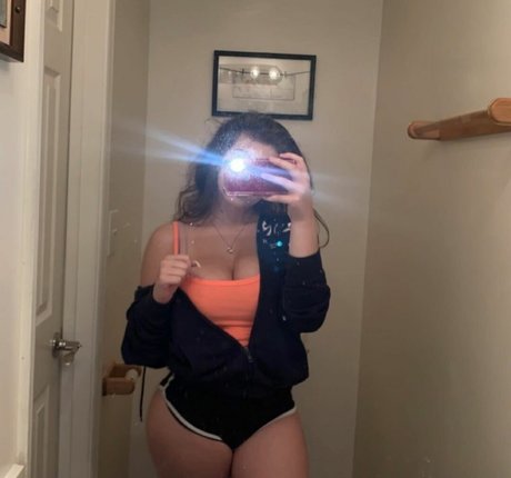 Foto desnuda filtrada de OnlyFans de Talea