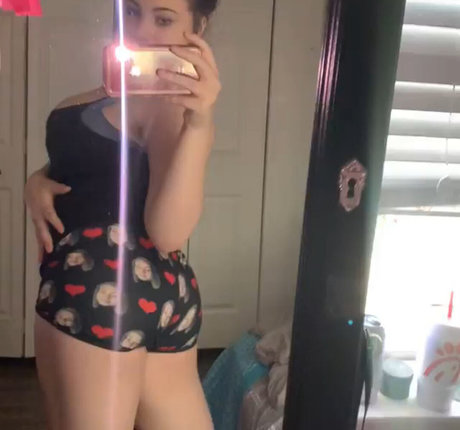 Foto desnuda filtrada de OnlyFans de Talea