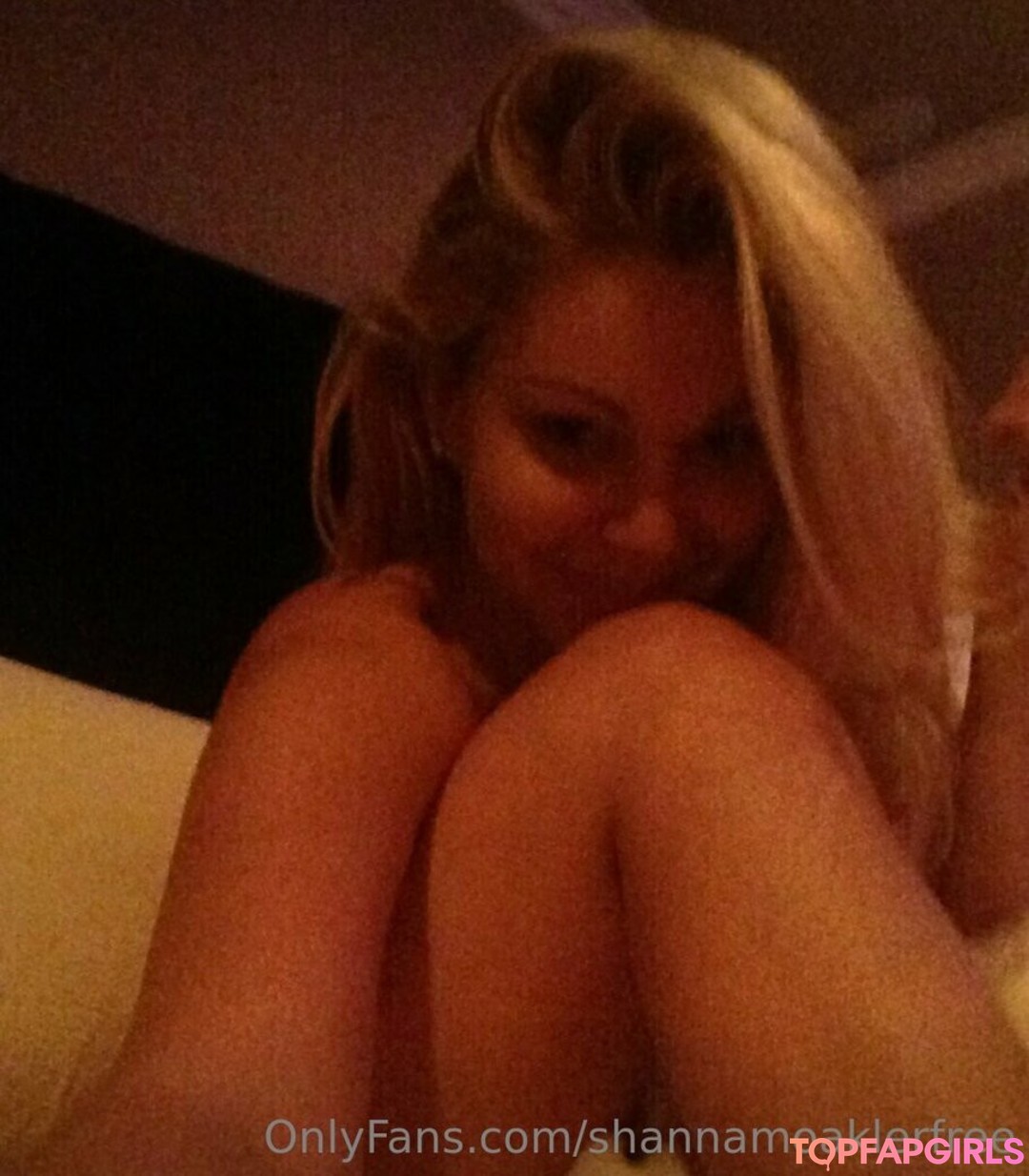 Foto desnuda filtrada de OnlyFans de Shannamoaklerfree #34 Foto desnuda filtrada de OnlyFans de Shannamoaklerfree #34