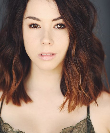 Jillian Rose Reed