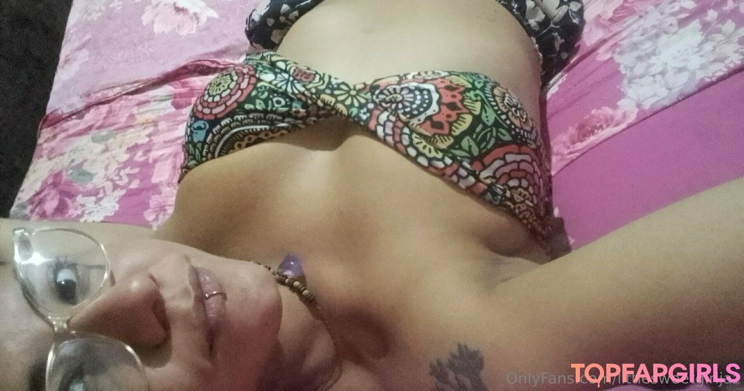 Foto desnuda filtrada de OnlyFans de Littlesweetgirljaz #41 Foto desnuda filtrada de OnlyFans de Littlesweetgirljaz #41