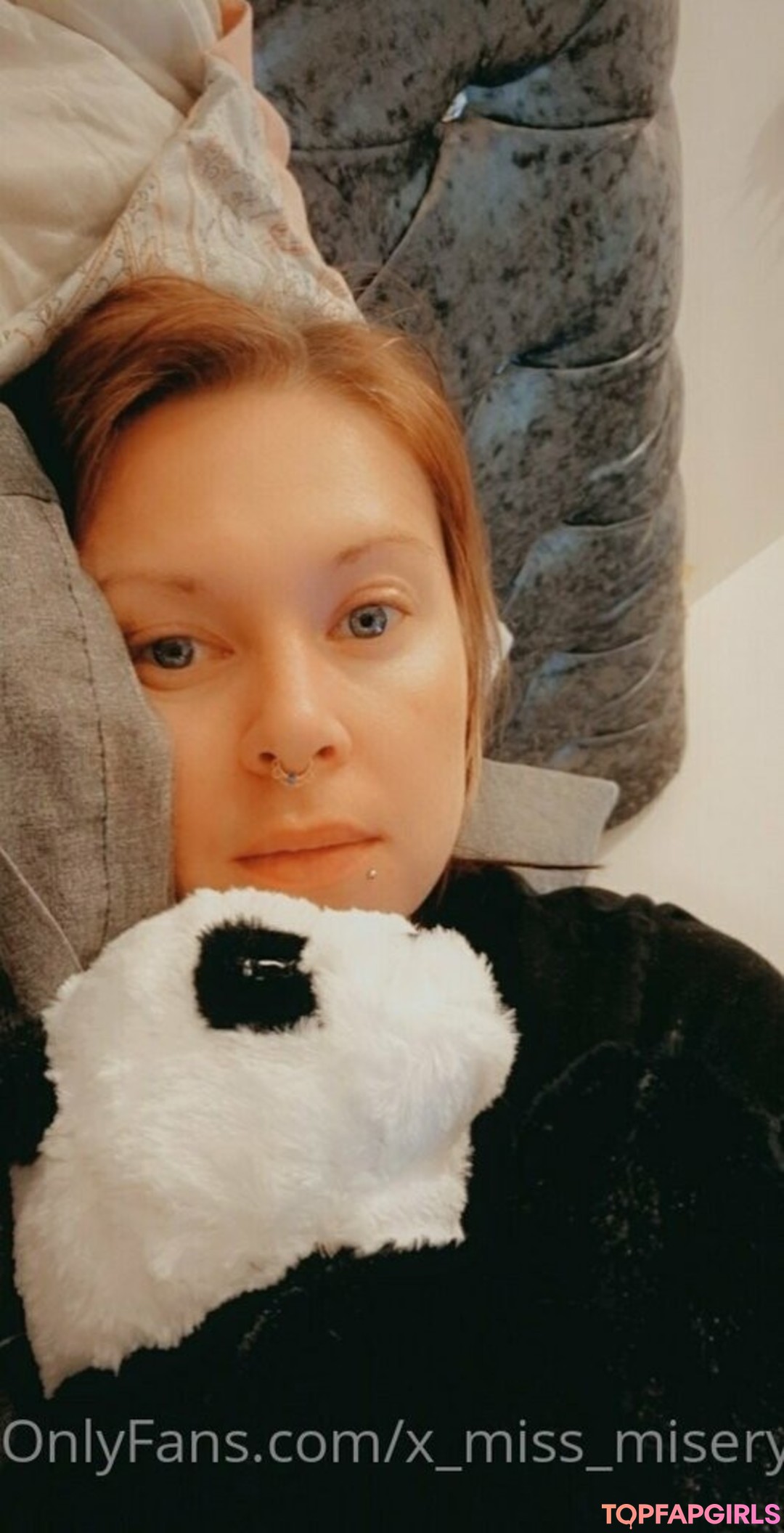 Foto desnuda filtrada de OnlyFans de Xmissmiseryx #55 Foto desnuda filtrada de OnlyFans de Xmissmiseryx #55