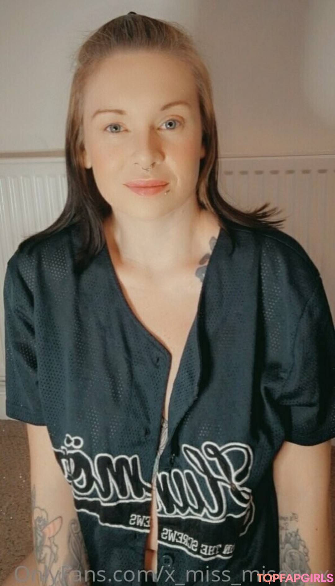 Foto desnuda filtrada de OnlyFans de Xmissmiseryx #59 Foto desnuda filtrada de OnlyFans de Xmissmiseryx #59