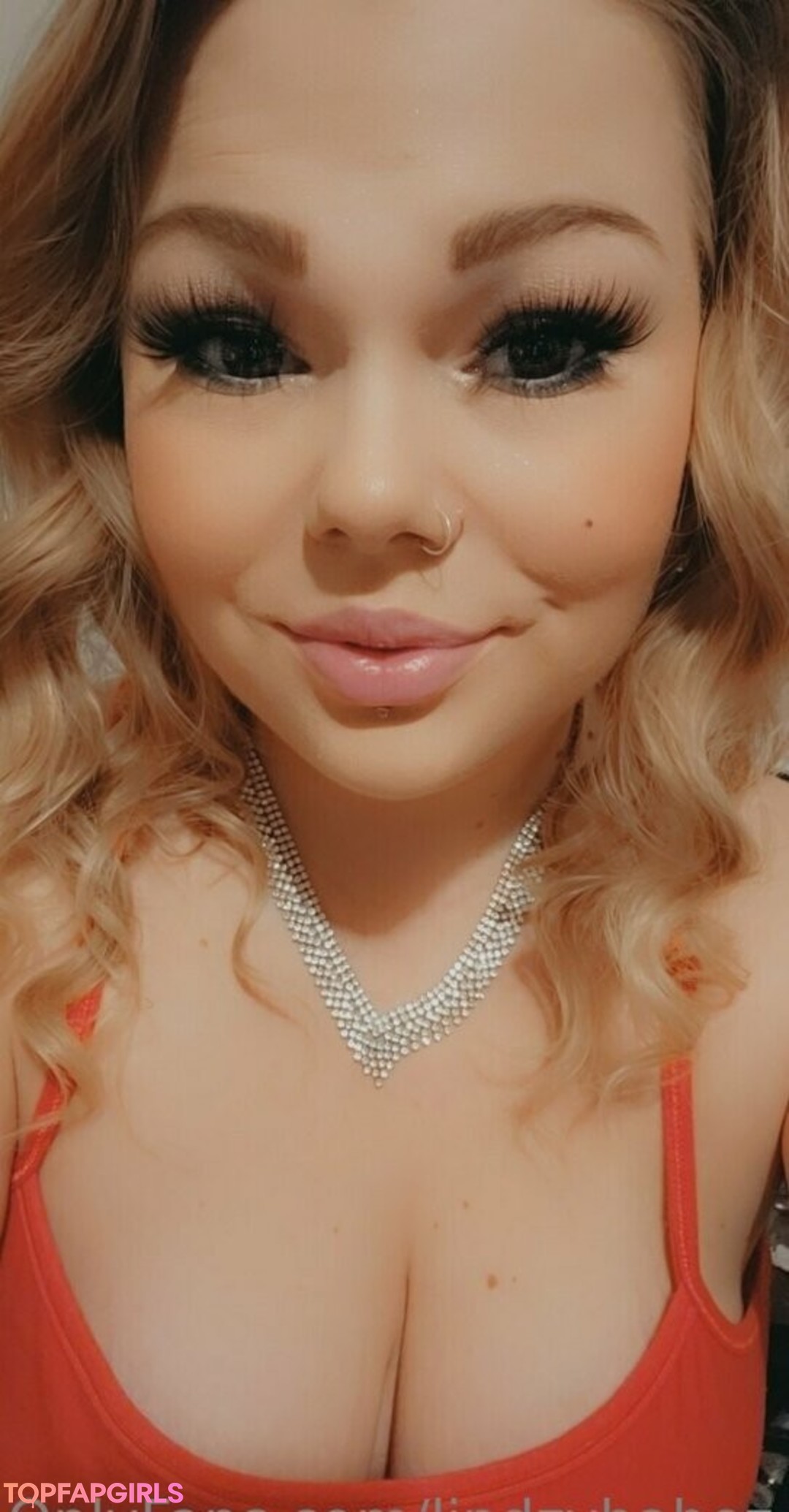 Foto desnuda filtrada de OnlyFans de Lindzybabez #1 Foto desnuda filtrada de OnlyFans de Lindzybabez #1