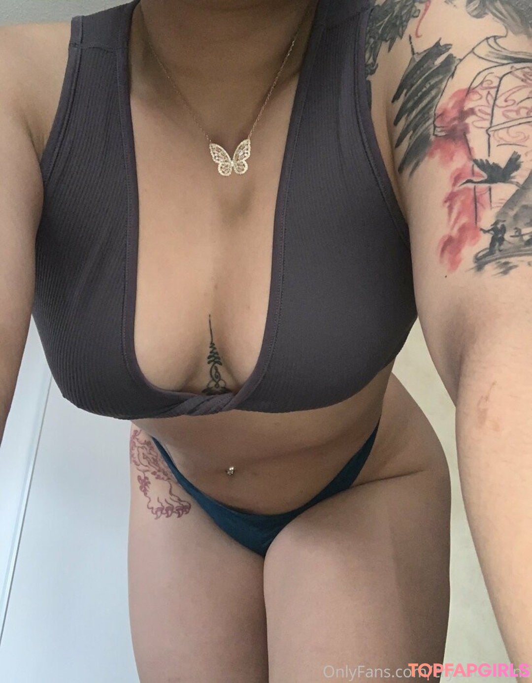 Foto desnuda filtrada de OnlyFans de Crybabyxnina #69 Foto desnuda filtrada de OnlyFans de Crybabyxnina #69