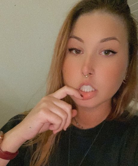 Scarlett Jade