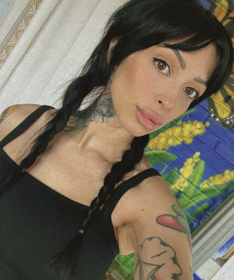 Foto desnuda filtrada de OnlyFans de Helen Johnson