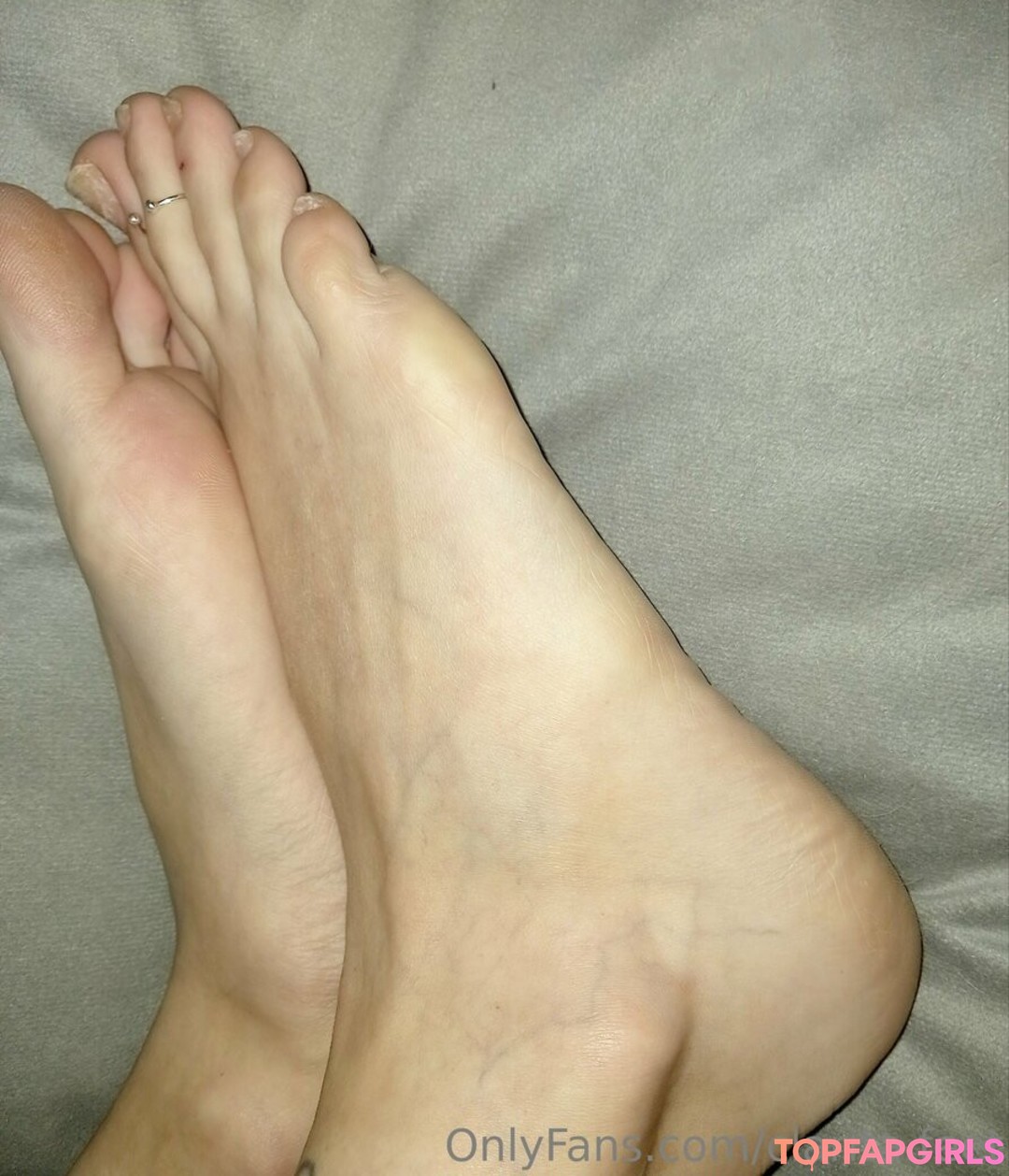 Foto desnuda filtrada de OnlyFans de Claritafeet #24 Foto desnuda filtrada de OnlyFans de Claritafeet #24