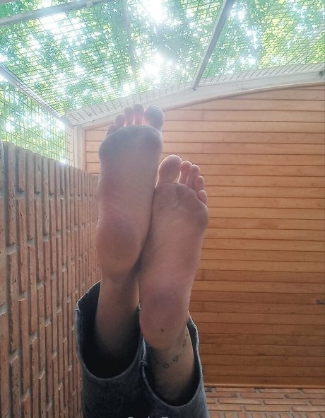 Foto desnuda filtrada de OnlyFans de Claritafeet