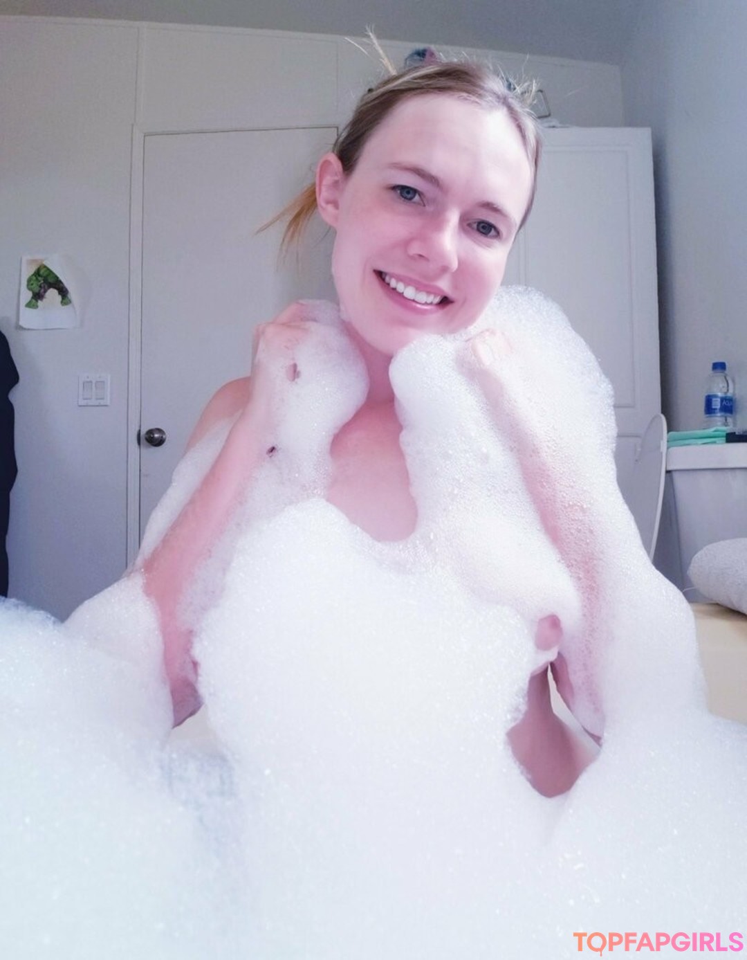 Foto desnuda filtrada de OnlyFans de Rebelrhyder #40 Foto desnuda filtrada de OnlyFans de Rebelrhyder #40
