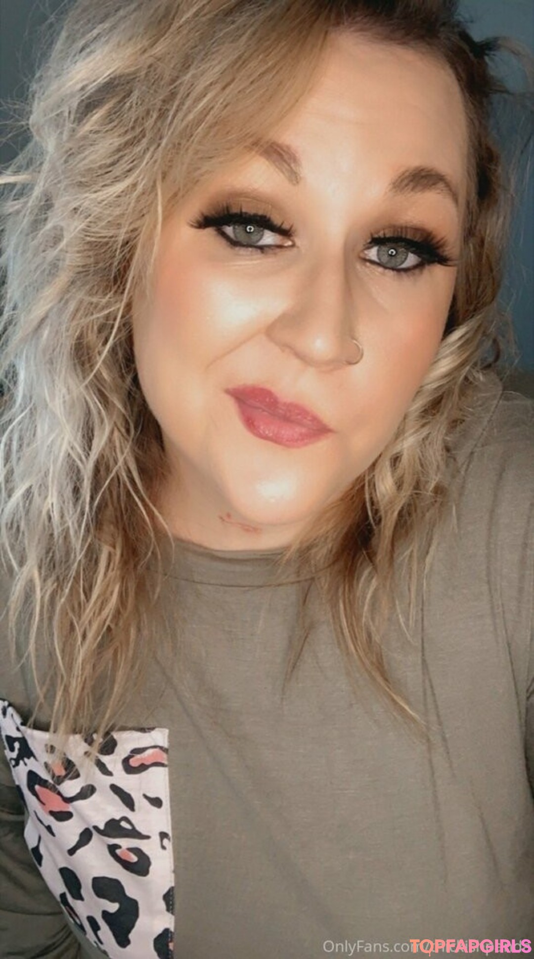 Foto desnuda filtrada de OnlyFans de Thickishpanda #45 Foto desnuda filtrada de OnlyFans de Thickishpanda #45