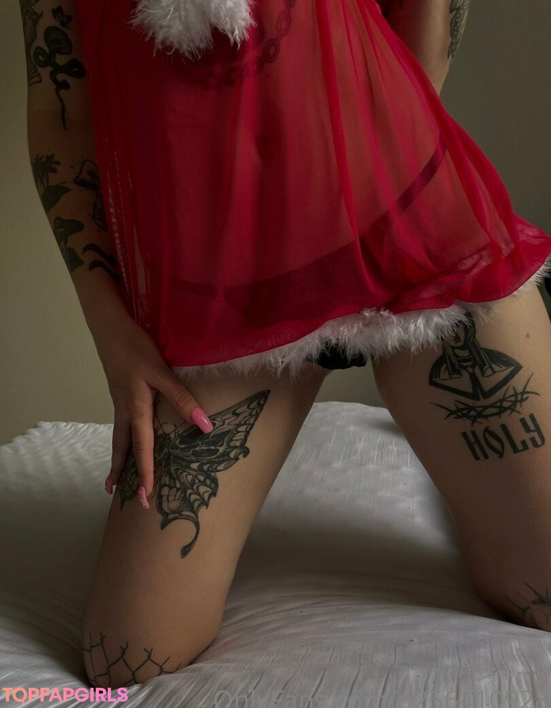 Foto desnuda filtrada de OnlyFans de Alinajuicyb1tch #35 Foto desnuda filtrada de OnlyFans de Alinajuicyb1tch #35
