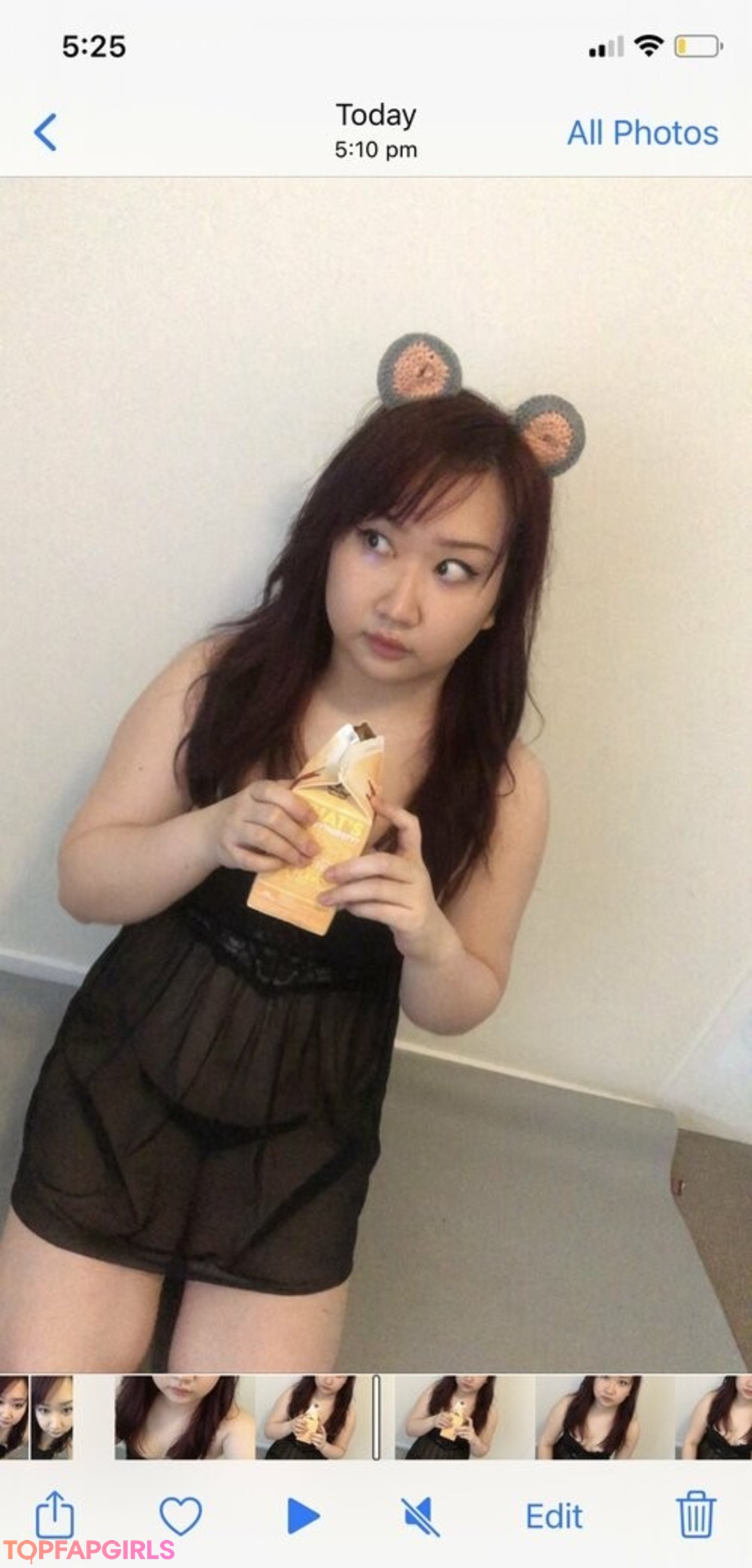 Foto desnuda filtrada de OnlyFans de Melissachochangfree #78 Foto desnuda filtrada de OnlyFans de Melissachochangfree #78