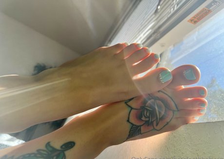 Barefootbbabyvip