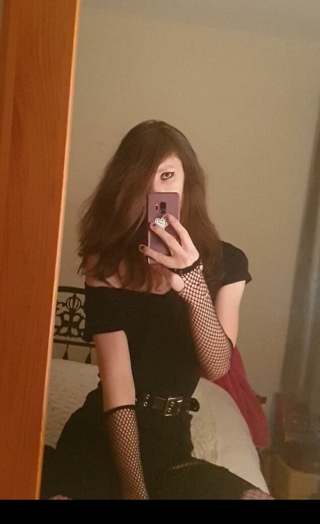 Foto desnuda filtrada de OnlyFans de Raven64190