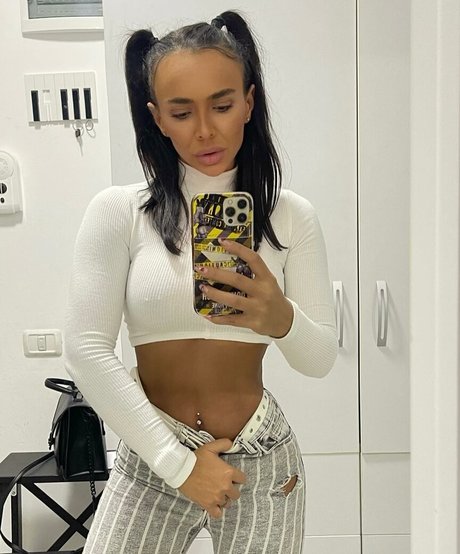 Foto desnuda filtrada de OnlyFans de Jessica Sirbu