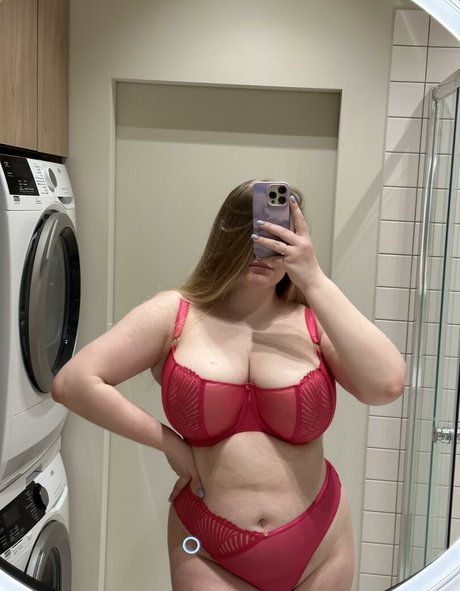 Busty_diva