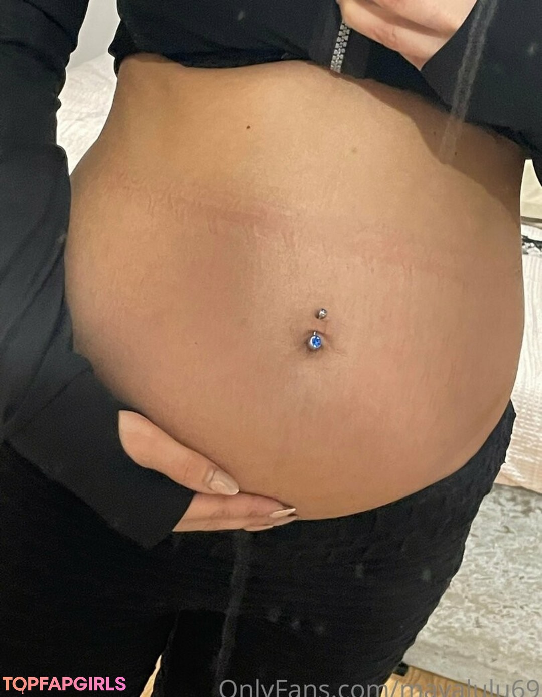 Foto desnuda filtrada de OnlyFans de Mayalulu69 #60 Foto desnuda filtrada de OnlyFans de Mayalulu69 #60