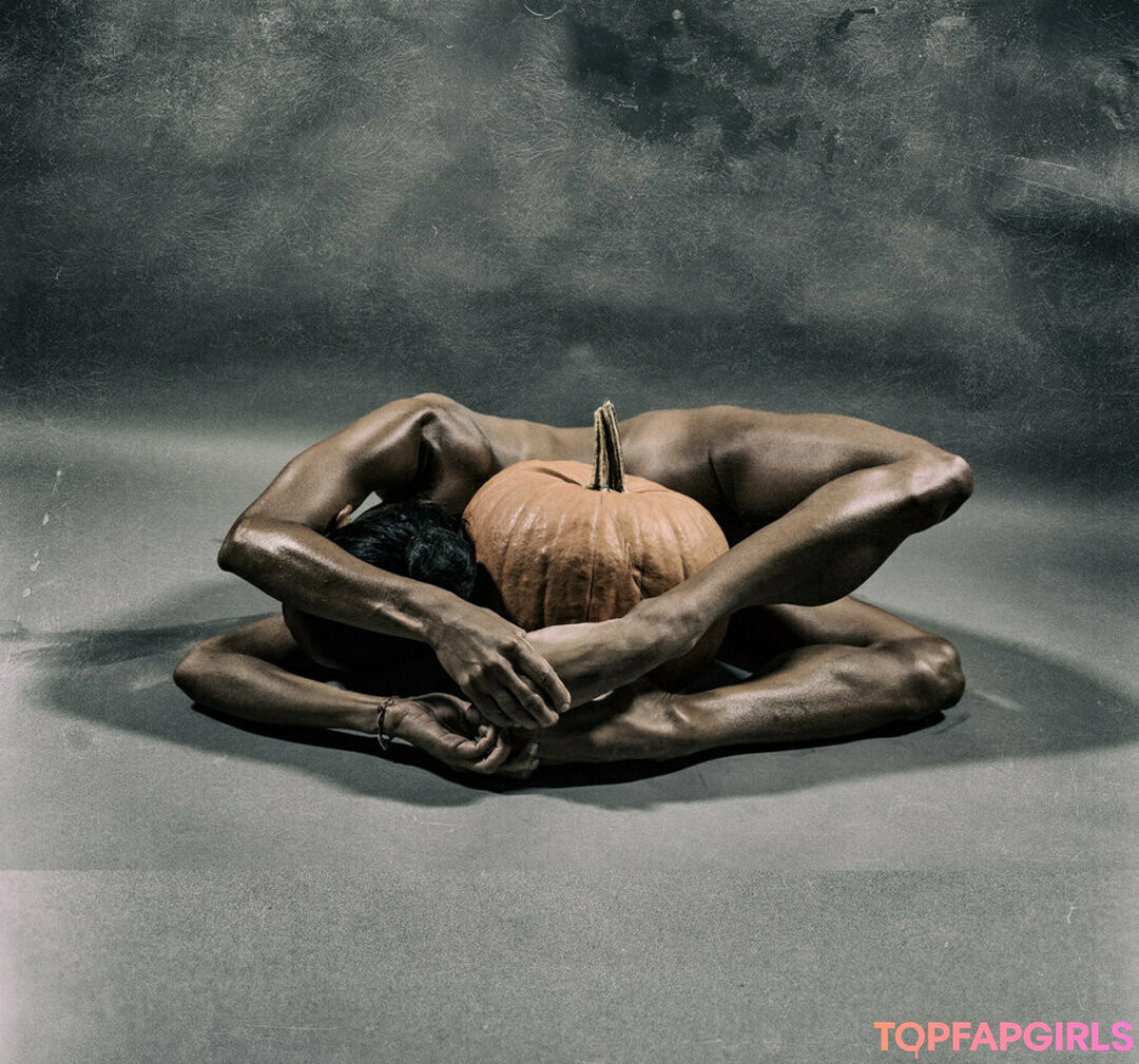 Foto desnuda filtrada de OnlyFans de Laetitiamodelfree #13 Foto desnuda filtrada de OnlyFans de Laetitiamodelfree #13