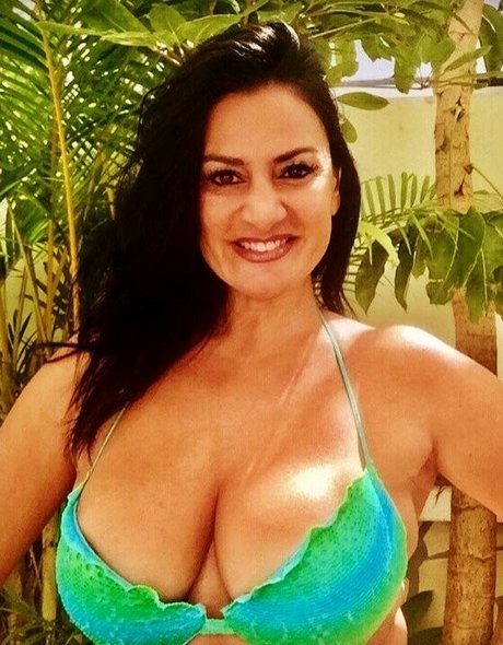 Foto desnuda filtrada de OnlyFans de Angela Cavagna