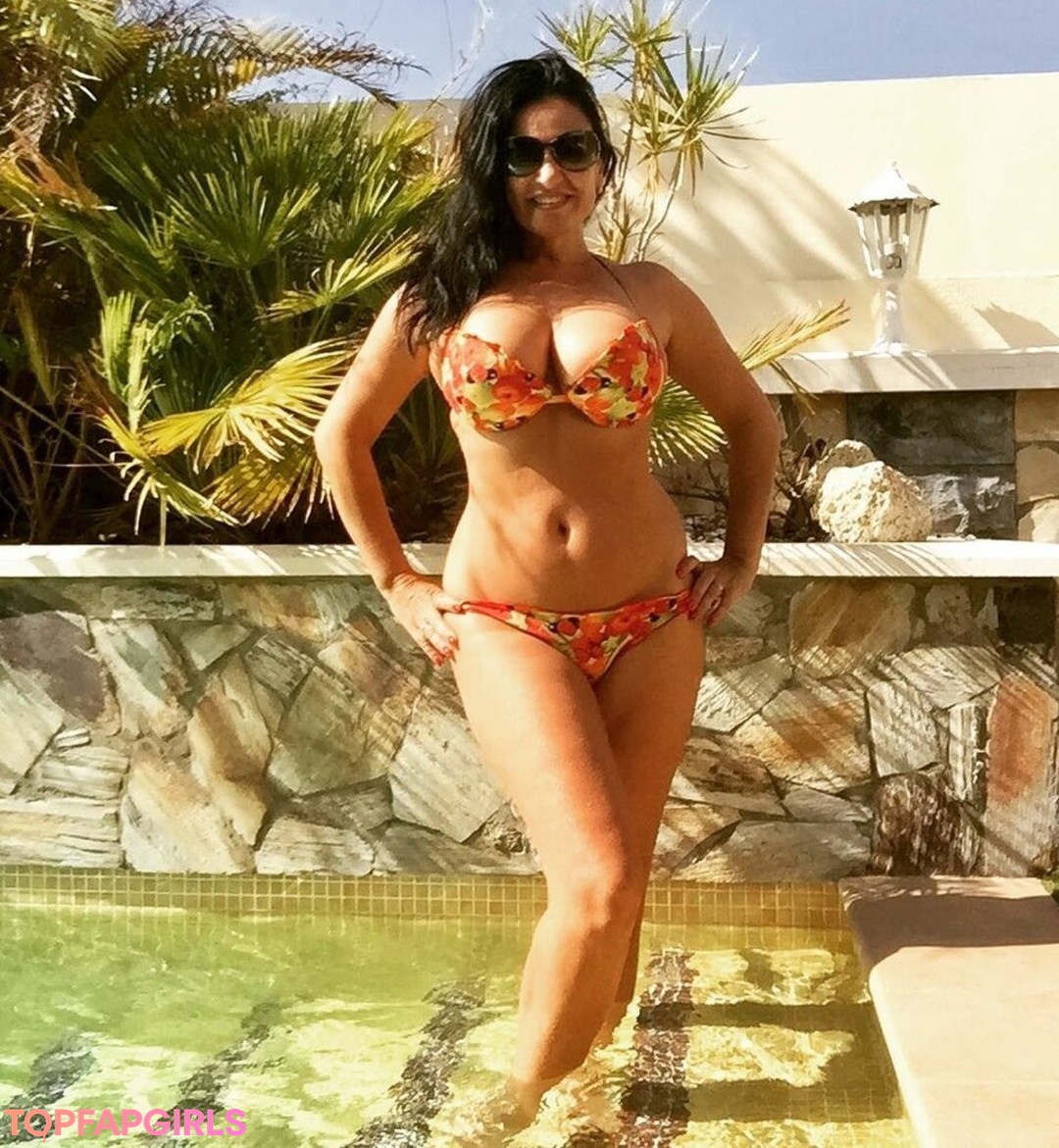 Foto desnuda filtrada de OnlyFans de Angela Cavagna #4 Foto desnuda filtrada de OnlyFans de Angela Cavagna #4