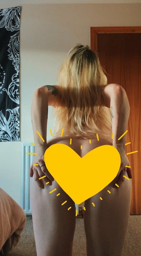 Foto desnuda filtrada de OnlyFans de Fraayrosefree