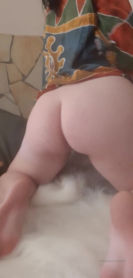 Foto desnuda filtrada de OnlyFans de Mendeni