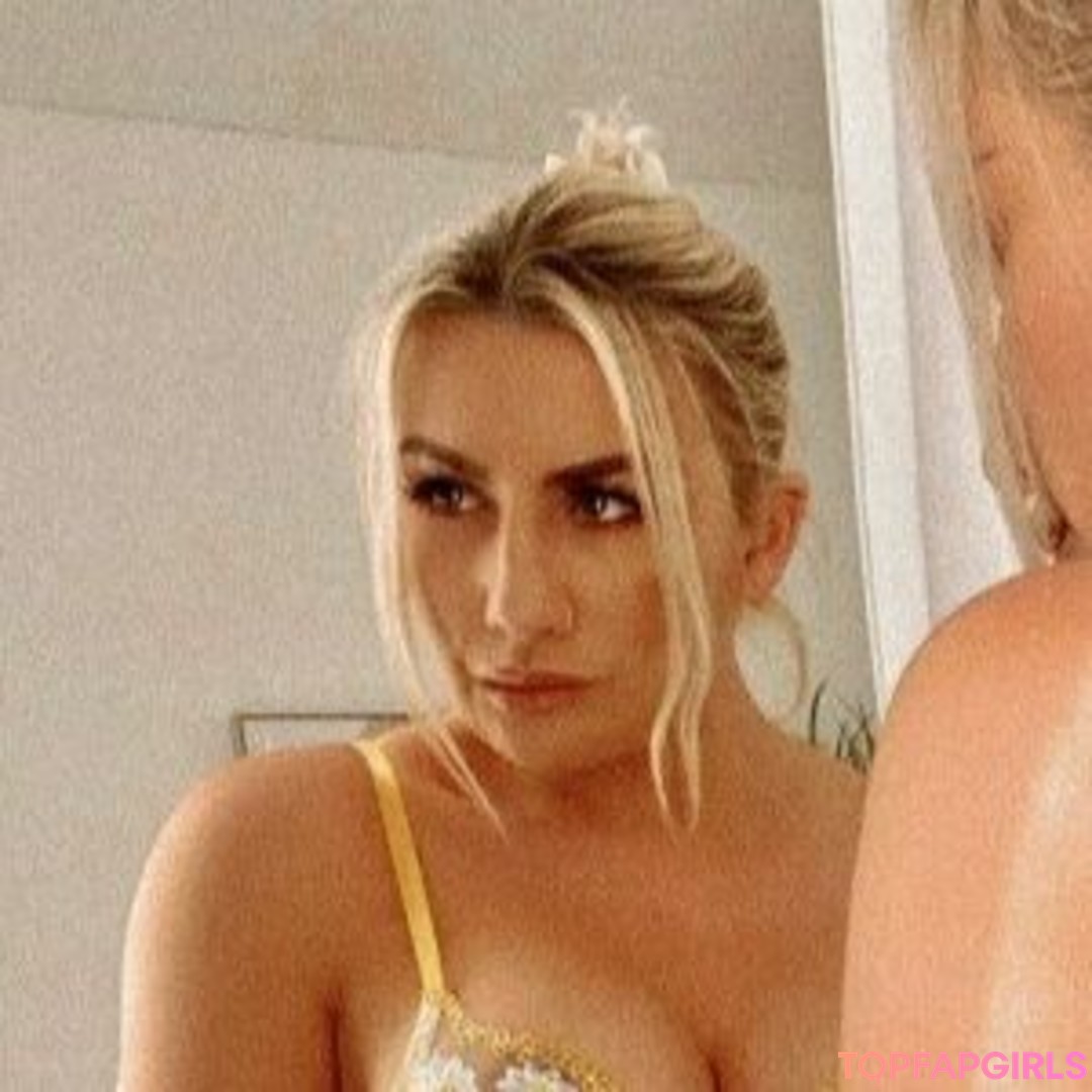 Foto desnuda filtrada de OnlyFans de Cherrydana #16 Foto desnuda filtrada de OnlyFans de Cherrydana #16