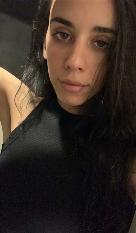 Foto desnuda filtrada de OnlyFans de Vera Kaludi