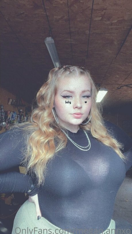 Foto desnuda filtrada de OnlyFans de Meganannxo