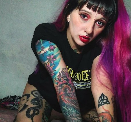 Foto desnuda filtrada de OnlyFans de Miaunaan