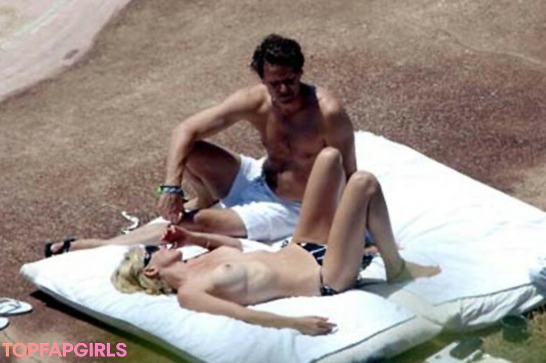 Foto desnuda filtrada de OnlyFans de Sharon Stone #92 Foto desnuda filtrada de OnlyFans de Sharon Stone #92