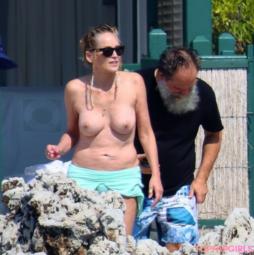 Foto desnuda filtrada de OnlyFans de Sharon Stone #97 Foto desnuda filtrada de OnlyFans de Sharon Stone #97