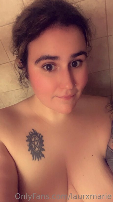 Laurxmarie