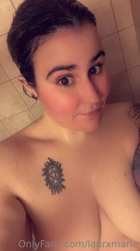 Laurxmarie