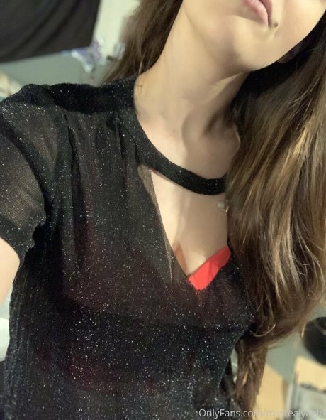 Msstealyagirl