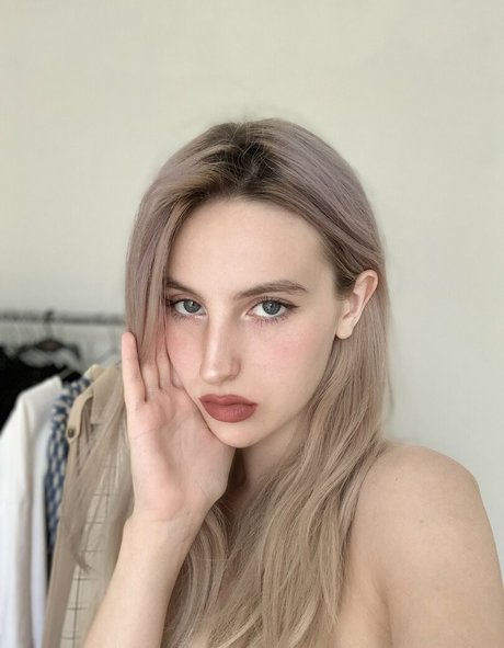 Foto desnuda filtrada de OnlyFans de Anny Walker